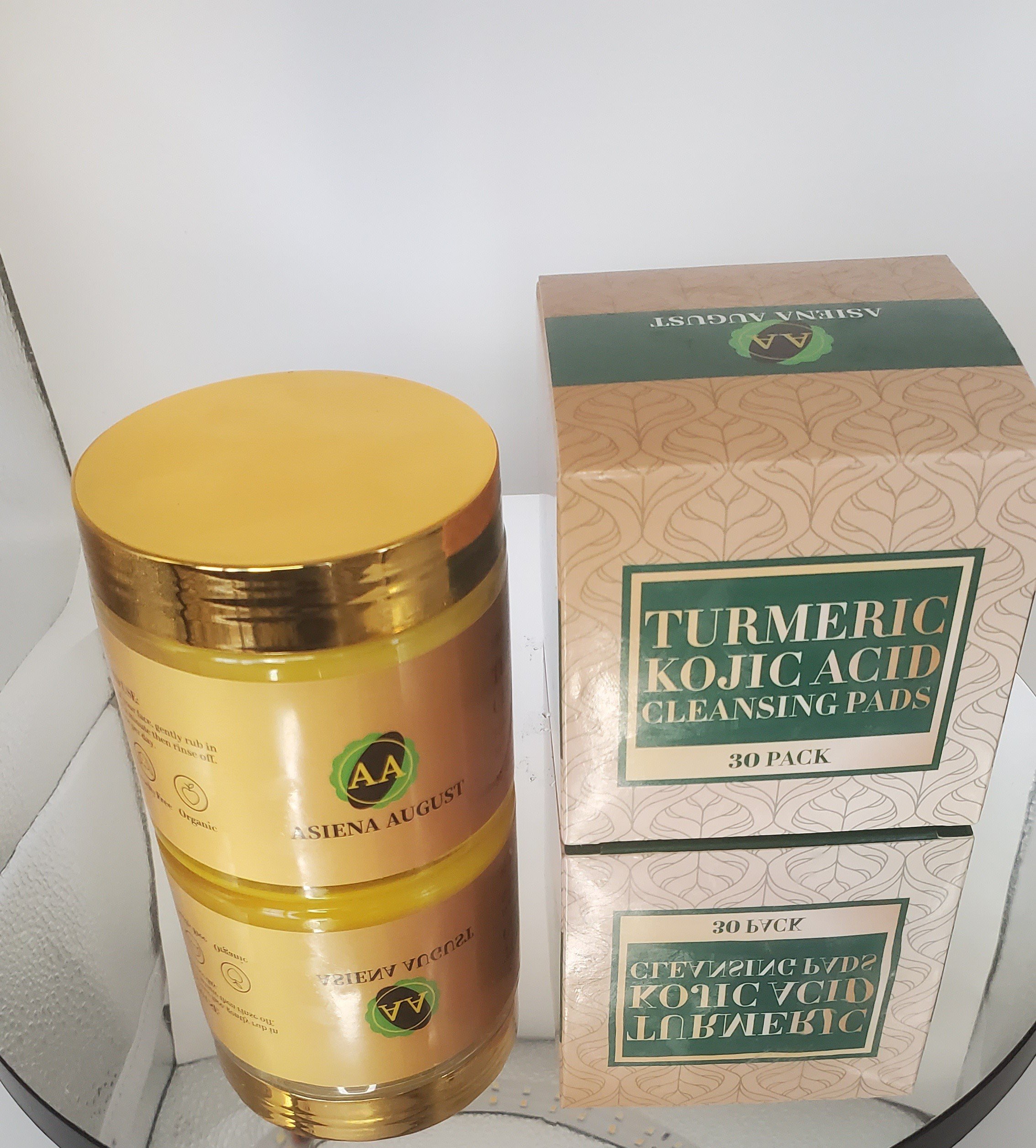 ASIENA AUGUST TURMERIC KOJIC ACID CLEANSING PADS7.jpg.png.jpg