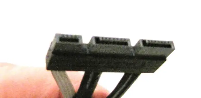 SATAe connector 1
